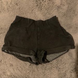 black Abercrombie and Fitch zipper shorts size xs